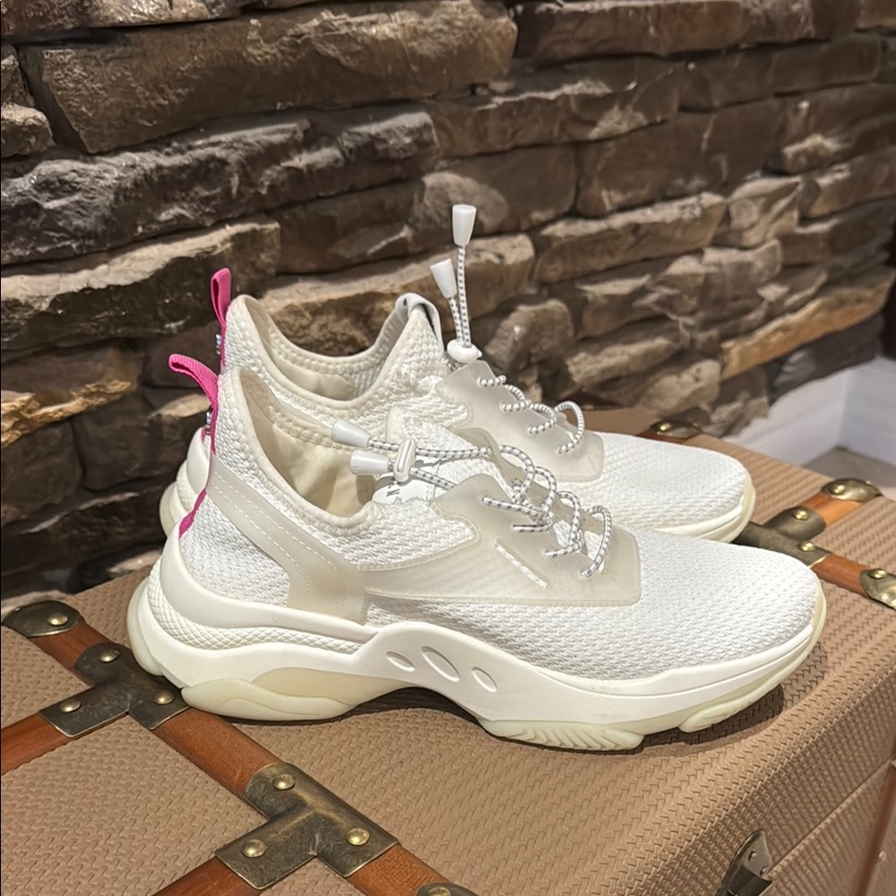 Steve Madden sneakers